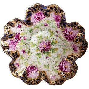 Antique 3 Footed Moriage Floral Nippon Hand Painted Nut Bowl w/Gold Leaf Detail